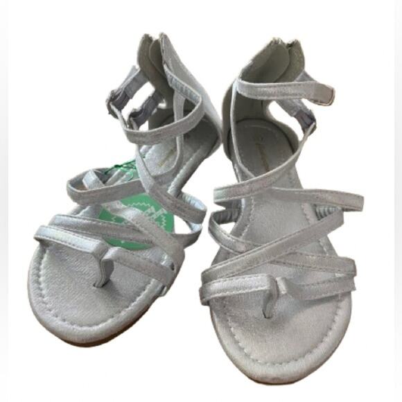 Funky Monkey Girls Silver Gladiator Style Sandal NWT Sz 5 - Picture 2 of 4